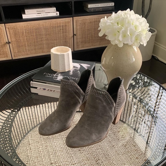 Vince Camuto Suede Booties, Size 8.5 - Picture 3 of 3